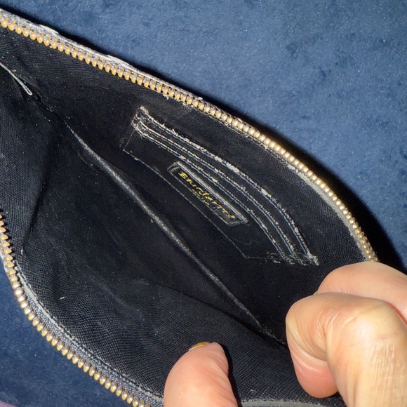 Eric Javits Snake Skin Black Clutch with Gold Zipper Clutch 9x6 - Picture 5 of 6